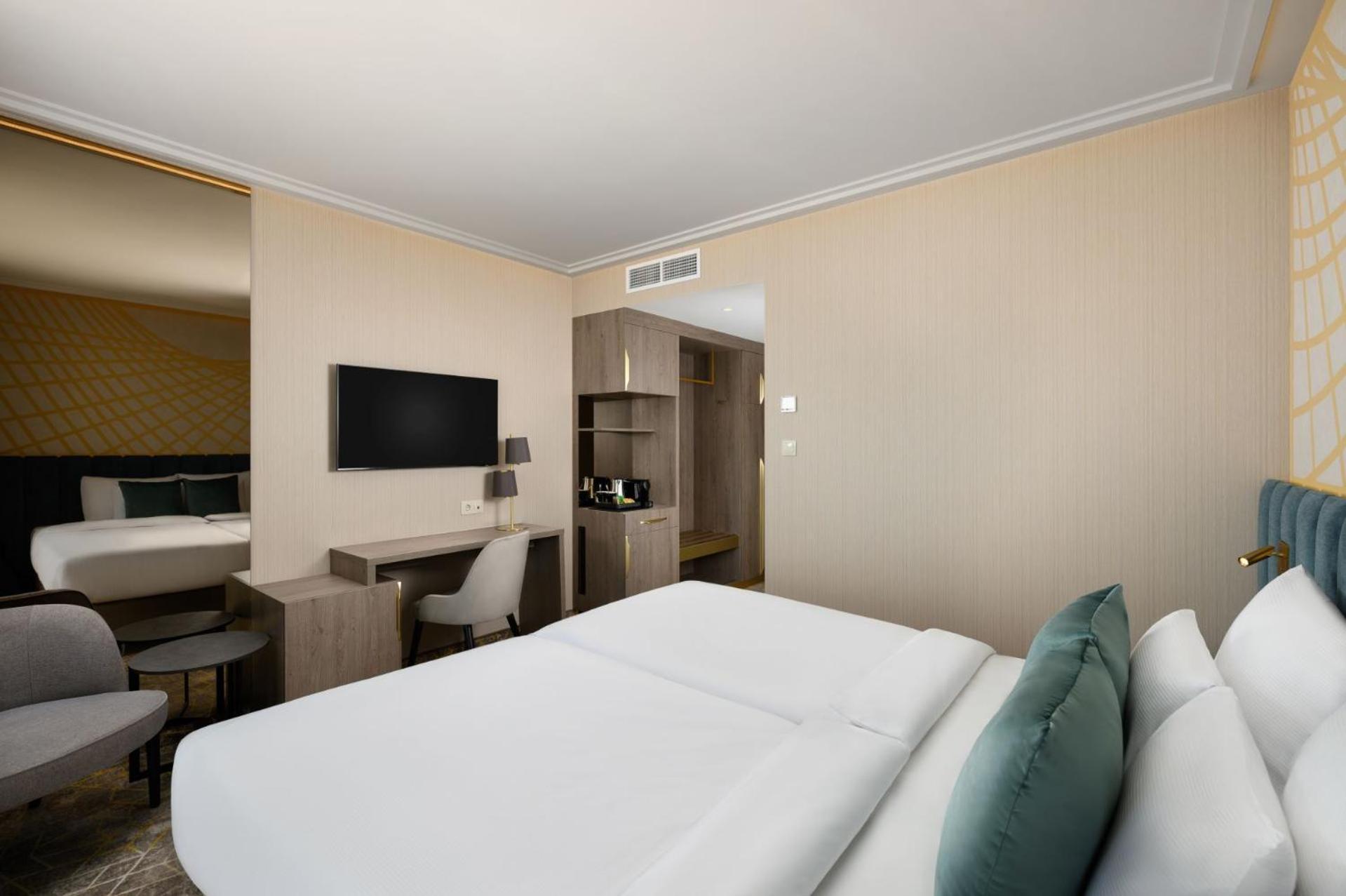 Kenese Bay Garden Resort & Conference Балатонкенесе Екстериор снимка
