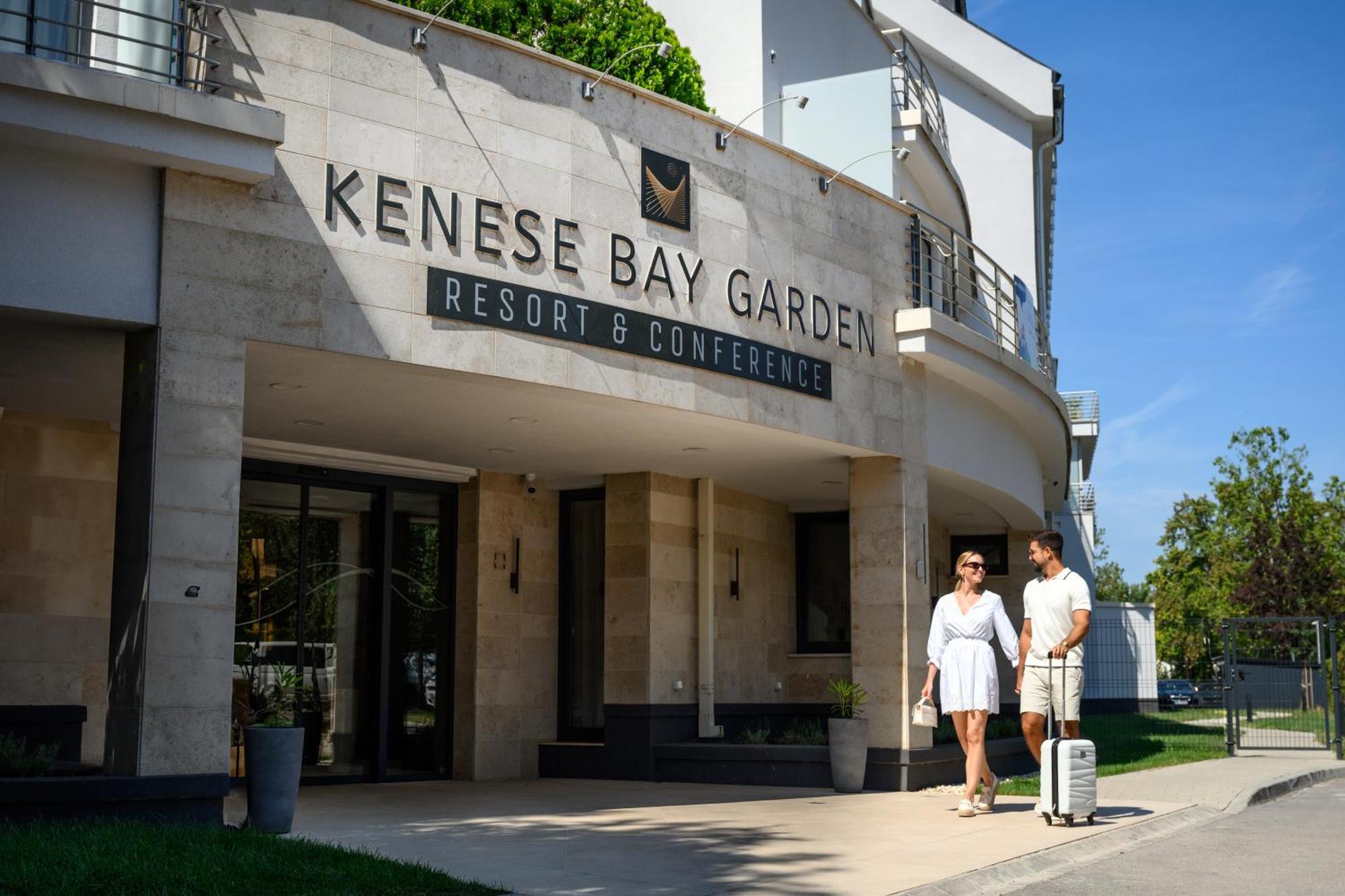 Kenese Bay Garden Resort & Conference Балатонкенесе Екстериор снимка